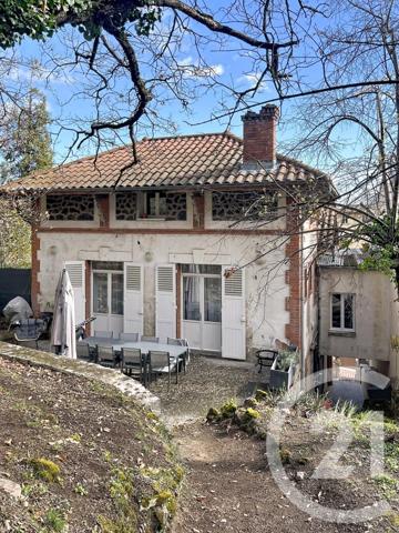 Maison à vendre  6 pièces - 170 m2 CHATEL GUYON - 63