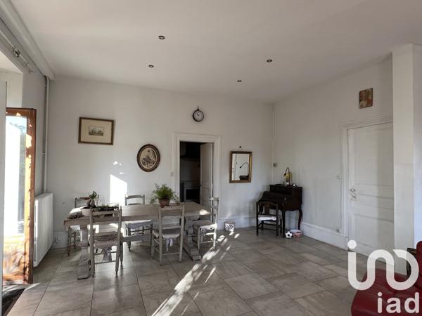 Maison 7 pièces de 142 m² à Aubenas (07200)