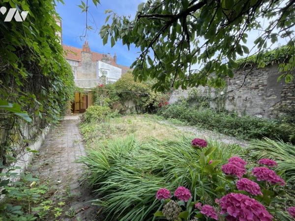 CALAIS MAIRIE - CENTRE VILLE
