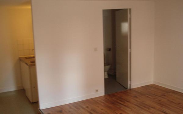 Immeuble à vendre    2 pièces •  Limoges