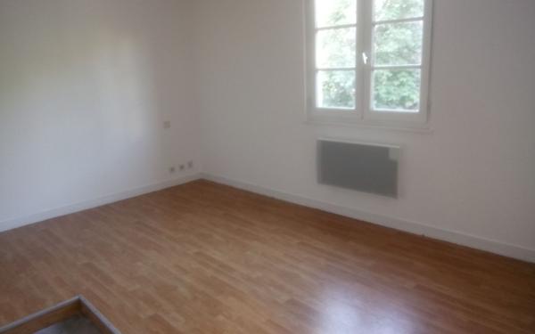 Immeuble à vendre    2 pièces •  Limoges