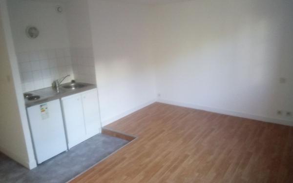 Immeuble à vendre    2 pièces •  Limoges