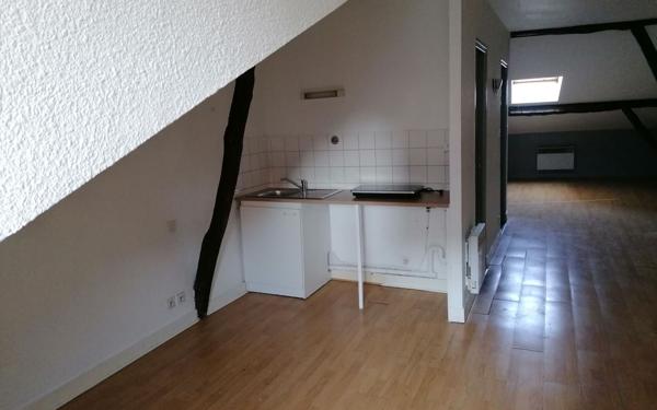 Immeuble à vendre    2 pièces •  Limoges