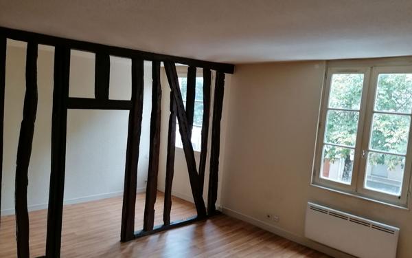 Immeuble à vendre    2 pièces •  Limoges