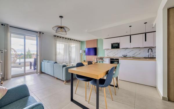 Appartement à vendre    4 pièces • 86,97 m2 Ozoir-la-Ferrière