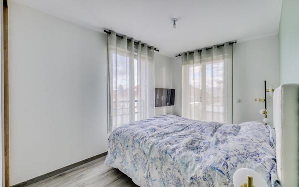 Appartement à vendre    4 pièces • 86,97 m2 Ozoir-la-Ferrière