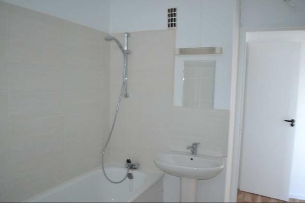 APPARTEMENT T3 PROCHE COMMERCES