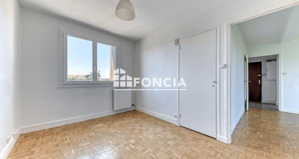 À vendre Appartement 4 pièces 61 m² - Vénissieux 69200