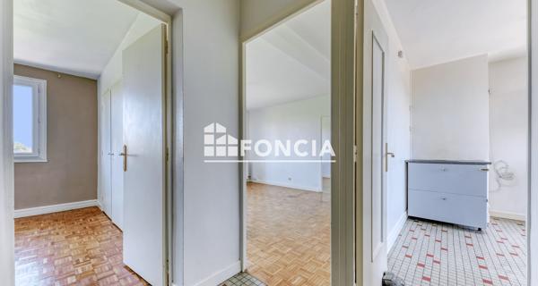 À vendre Appartement 4 pièces 61 m² - Vénissieux 69200