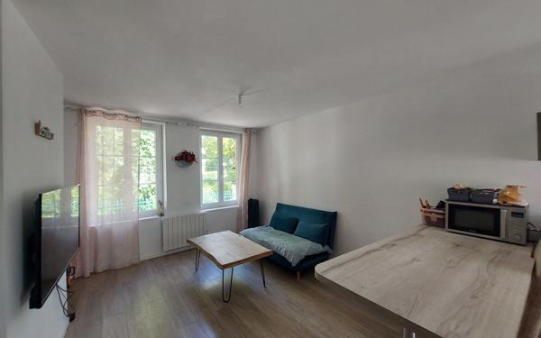 Maison à vendre    3 pièces • 70 m2 Breteuil