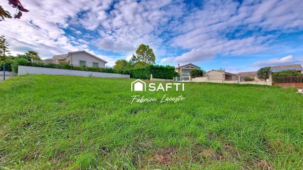 Terrain constructible 739 m²