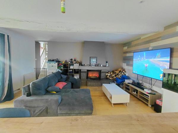 Maison à MONTBIZOT, 72380 - 7 pièces 155m²