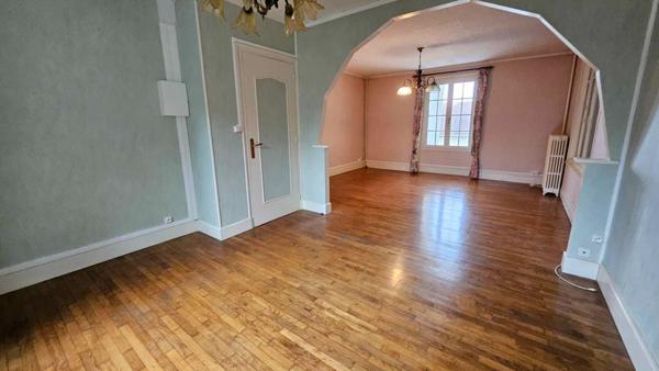 Ensemble immobilier à proximité du centre ville