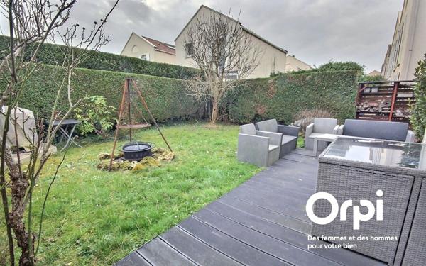 Maison à vendre    5 pièces • 88,17 m2 Voisins-le-Bretonneux