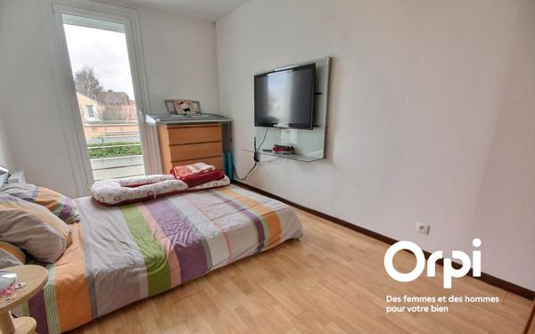 Maison à vendre    5 pièces • 88,17 m2 Voisins-le-Bretonneux