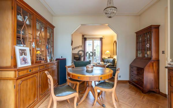 Maison à vendre    6 pièces • 138,64 m2 Joinville-le-Pont