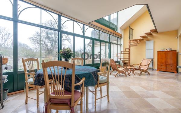 Maison à vendre    6 pièces • 138,64 m2 Joinville-le-Pont