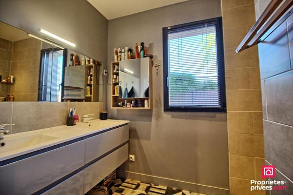 Maison Loire Authion contemporaine 8 pièces 220 m2 piscine