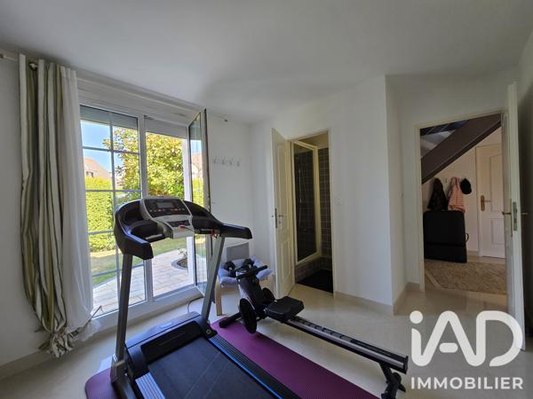 Maison à vendre 6 pièces 159,49 m² Marolles-en-Brie