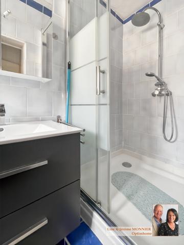 EXCLUSIVITE AMELIE LES BAINS Spacieux appartement rénové avec extérieur