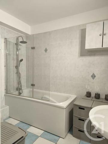 Appartement F2 à vendre  2 pièces - 54 m 2   MEAUX  - 77