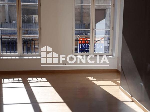 Location Appartement 2 pièces 69.3 m² - 21 RUE GAMBETTA Sedan 08200
