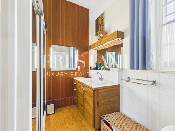 Grand appartement au premier étage dans maison de maître, BIARRITZ