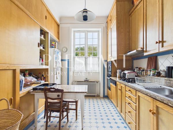 Grand appartement au premier étage dans maison de maître, BIARRITZ