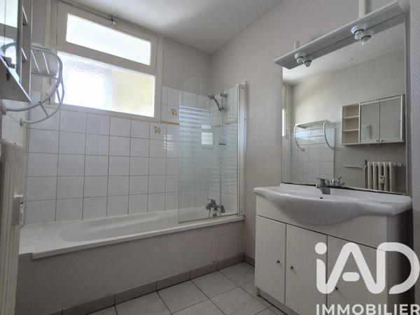 Appartement à vendre 3 pièces 89 m² Bagnols-sur-Cèze