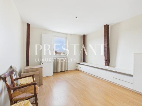 Appartement à rafraichir face au Jardin Public, au cœur de l’une des adresses les plus prestigieuses de Bordeaux., BORDEAUX