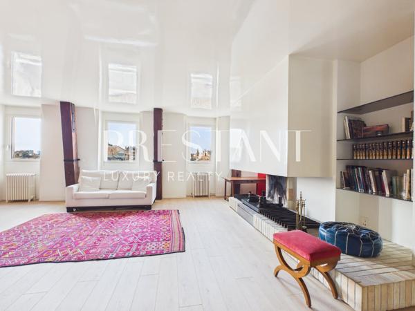 Appartement à rafraichir face au Jardin Public, au cœur de l’une des adresses les plus prestigieuses de Bordeaux., BORDEAUX