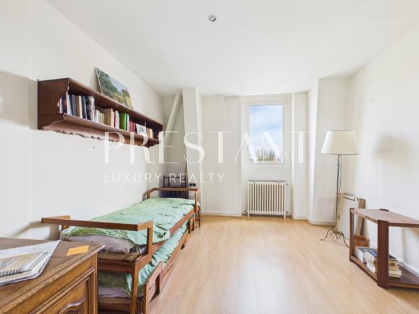 Appartement à rafraichir face au Jardin Public, au cœur de l’une des adresses les plus prestigieuses de Bordeaux., BORDEAUX