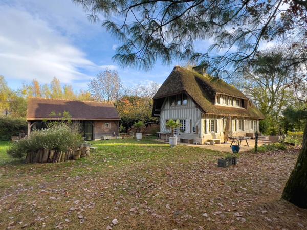 AUX PORTES DE HONFLEUR – ENSEMBLE IMMOBILIER AVEC 2 MAISONS NORMANDES ET DÉPENDANCES - TERRAIN 7 300 m²