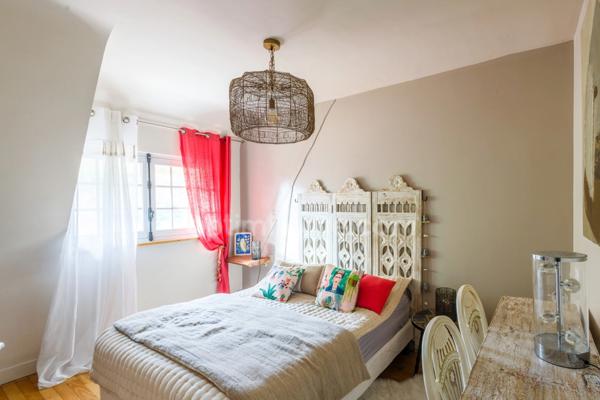 AUX PORTES DE HONFLEUR – ENSEMBLE IMMOBILIER AVEC 2 MAISONS NORMANDES ET DÉPENDANCES - TERRAIN 7 300 m²