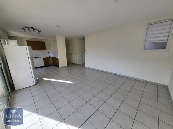 Appartement à louer 2 pièces 59m²