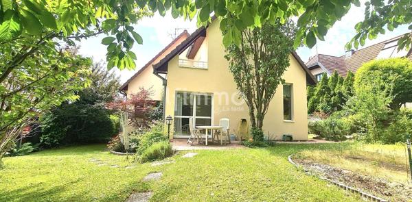 Maison jumelée 4 pièces de 84 m² avec jardin privatif