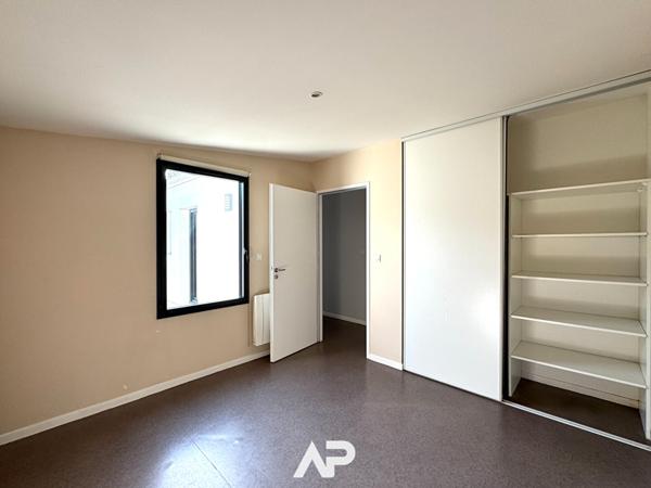 Maison La Rochelle 4 pièces 106 m2 €493 500 ** - Référence HDO642D