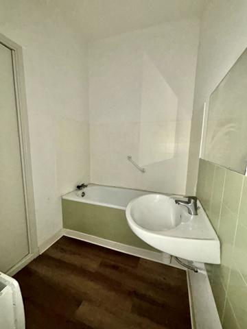 PAMIERS -  À louer - Appartement T2 en centre-ville