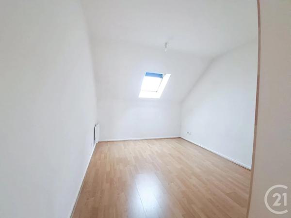 Appartement F3 à vendre  3 pièces - 61,09 m 2   PRINGY  - 77
