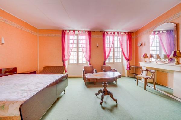 Immeuble 5 pièces de 200m2