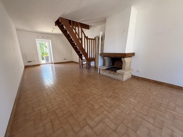 Maison à louer 550 € CC Aigurande 3 p 75 m² DPE D