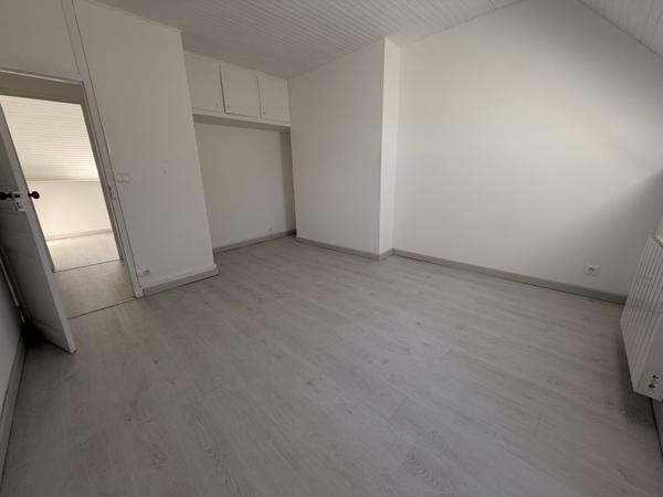 Maison à louer 550 € CC Aigurande 3 p 75 m² DPE D