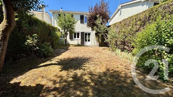 Maison à vendre  6 pièces - 98 m 2   CLAYE SOUILLY  - 77