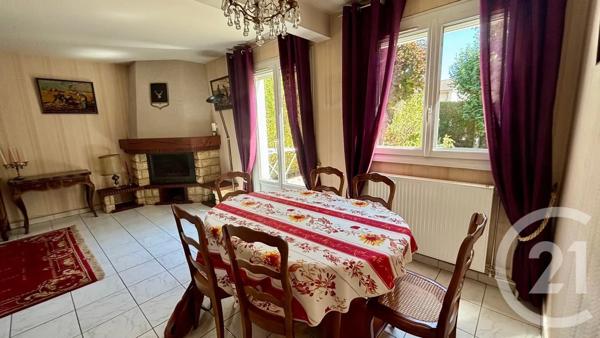 Maison à vendre  6 pièces - 98 m 2   CLAYE SOUILLY  - 77