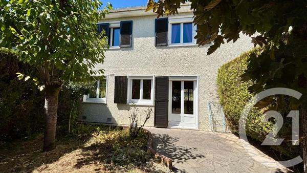 Maison à vendre  6 pièces - 98 m 2   CLAYE SOUILLY  - 77