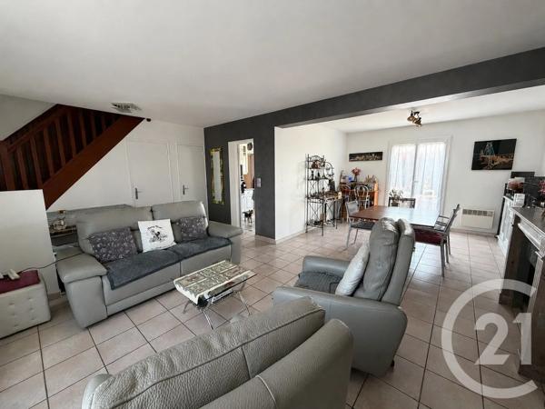 Maison à vendre  6 pièces - 98 m 2   CLAYE SOUILLY  - 77