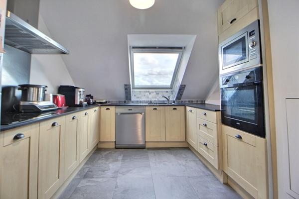 Appartement Verneuil Sur Seine 3 pièce(s) 56 m2 €233 000 **  - Référence  1725