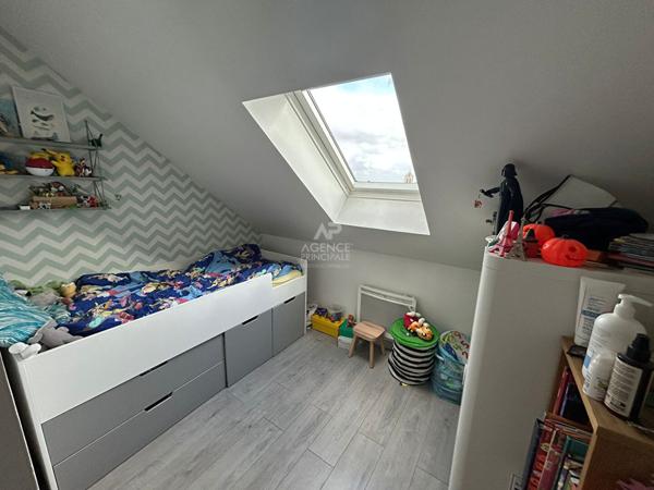 Appartement Verneuil Sur Seine 3 pièce(s) 56 m2 €233 000 **  - Référence  1725