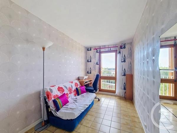 Appartement F4 à vendre  4 pièces - 62,14 m 2   FRESNES  - 94