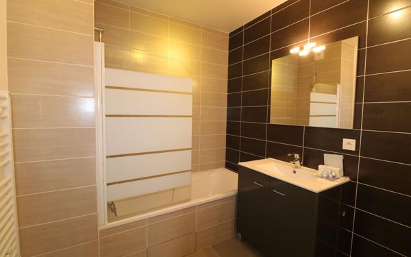 Appartement à vendre    4 pièces • 92,72 m2 Saint-Pierre-en-Faucigny